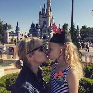 Meet your Posher, Meggan